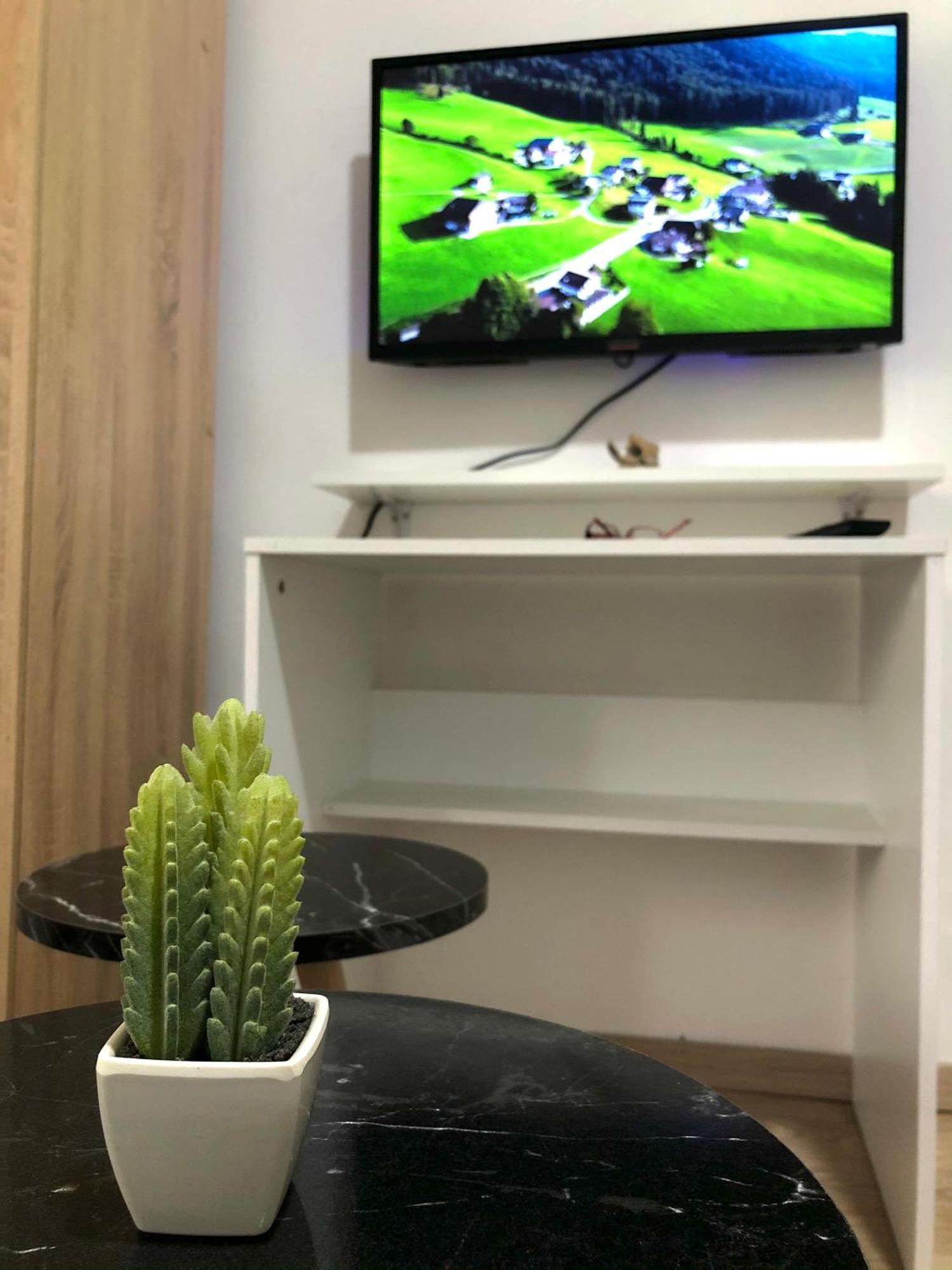 Center Studio Apartment Ποντγορίτσα Εξωτερικό φωτογραφία